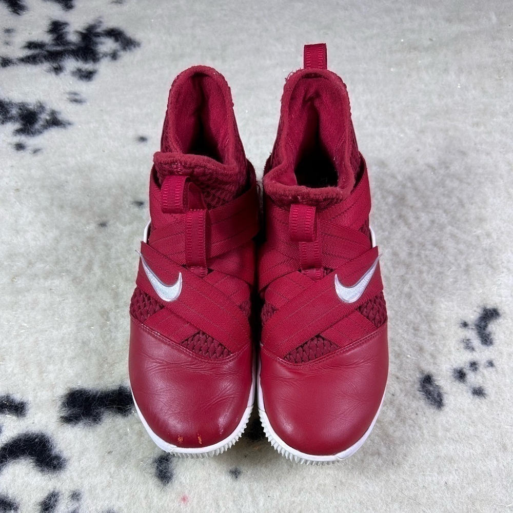 Nike Men's Lebron Red Soldier 12 Basketball Sneaker Shoes Size 7.5